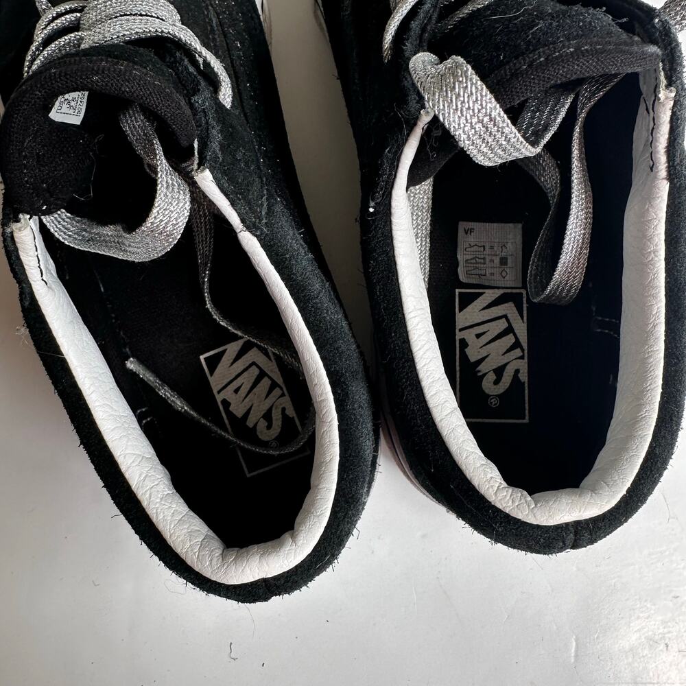 Vans Black Suede Lace Up Sneakers Youth Size 3 - Picture 5 of 8